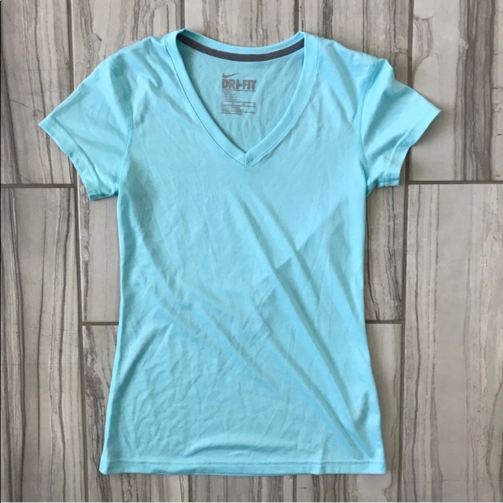 Nike dri fit short sleeve. GUC